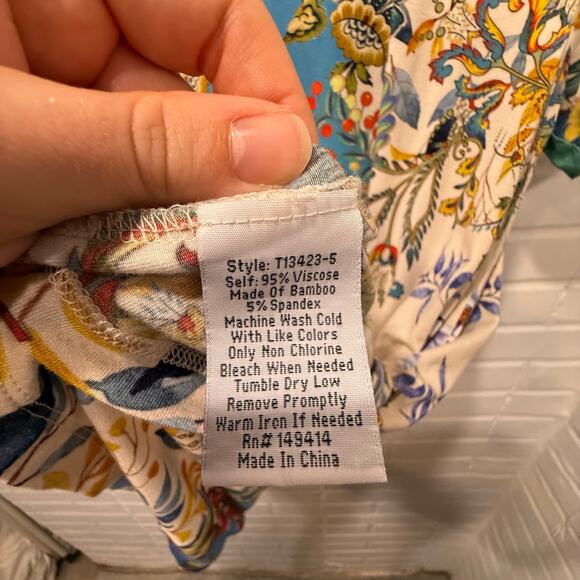 Johnny Was Janie Favorite Short Sleeve Crew Neck Swing Tee Bamboo Floral Sz Med - Picture 11 of 13